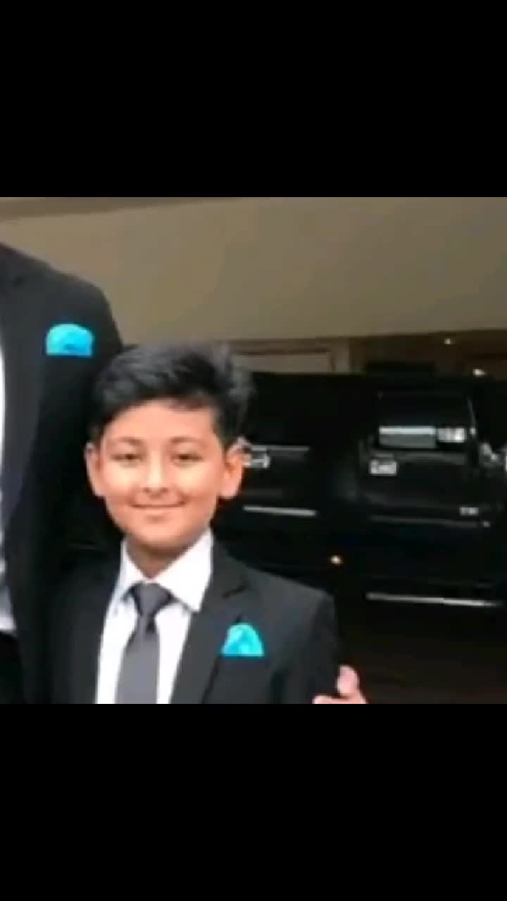 @abhi