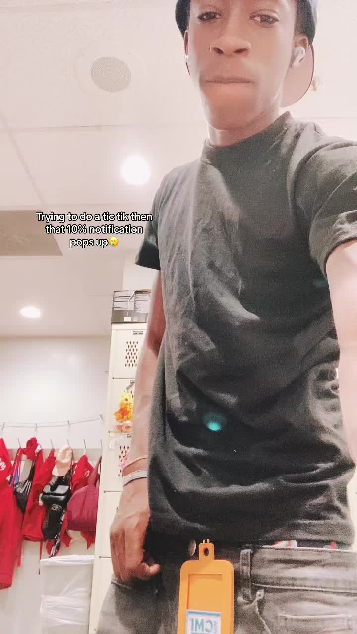 @B4BYF4C3__