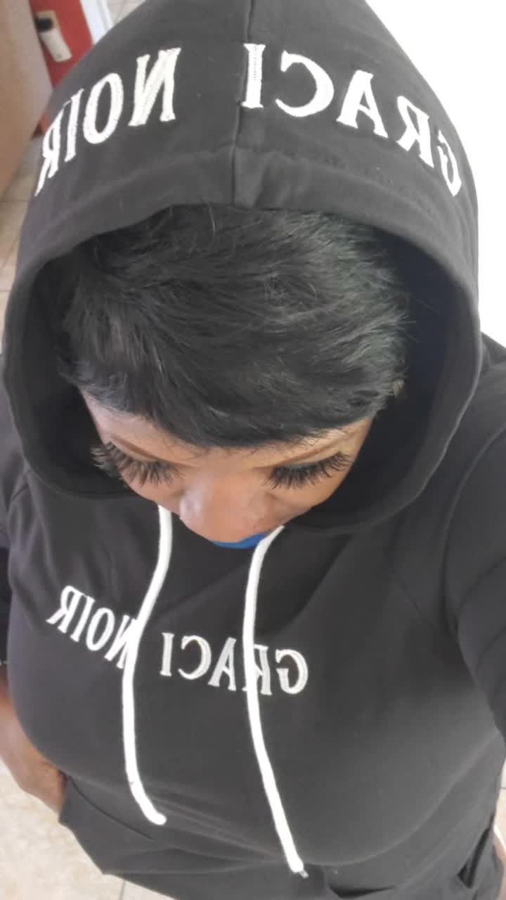 @roseyfabulos