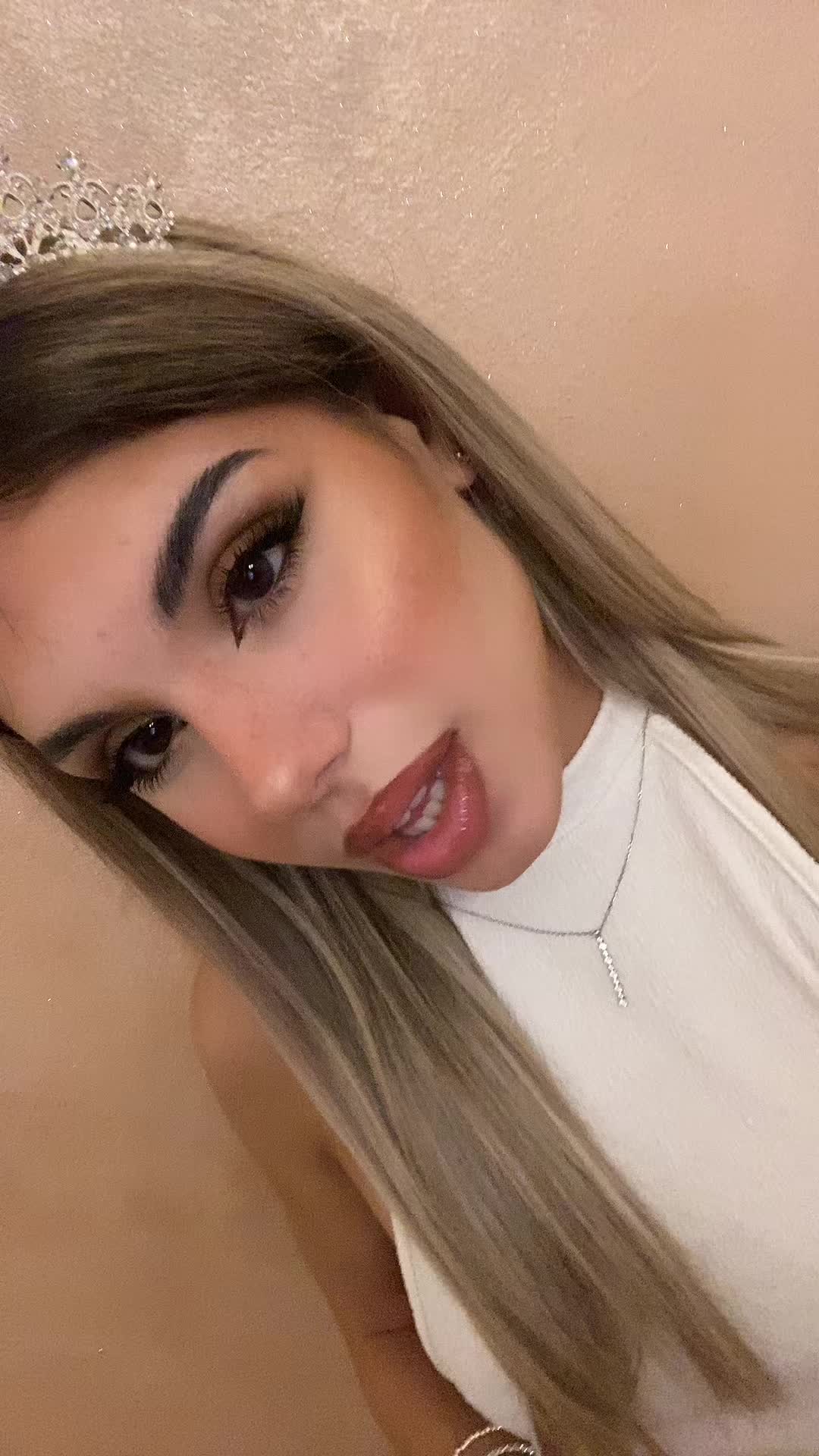@Francesca-