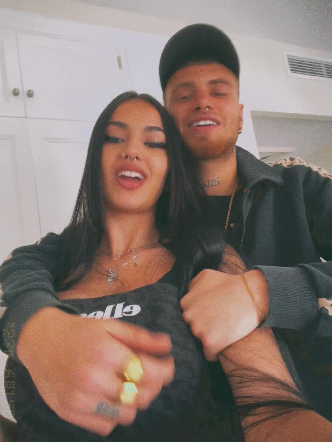 @𝕲𝕷𝕺𝕽𝕴𝕬👑