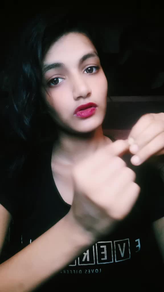 @_shruti_