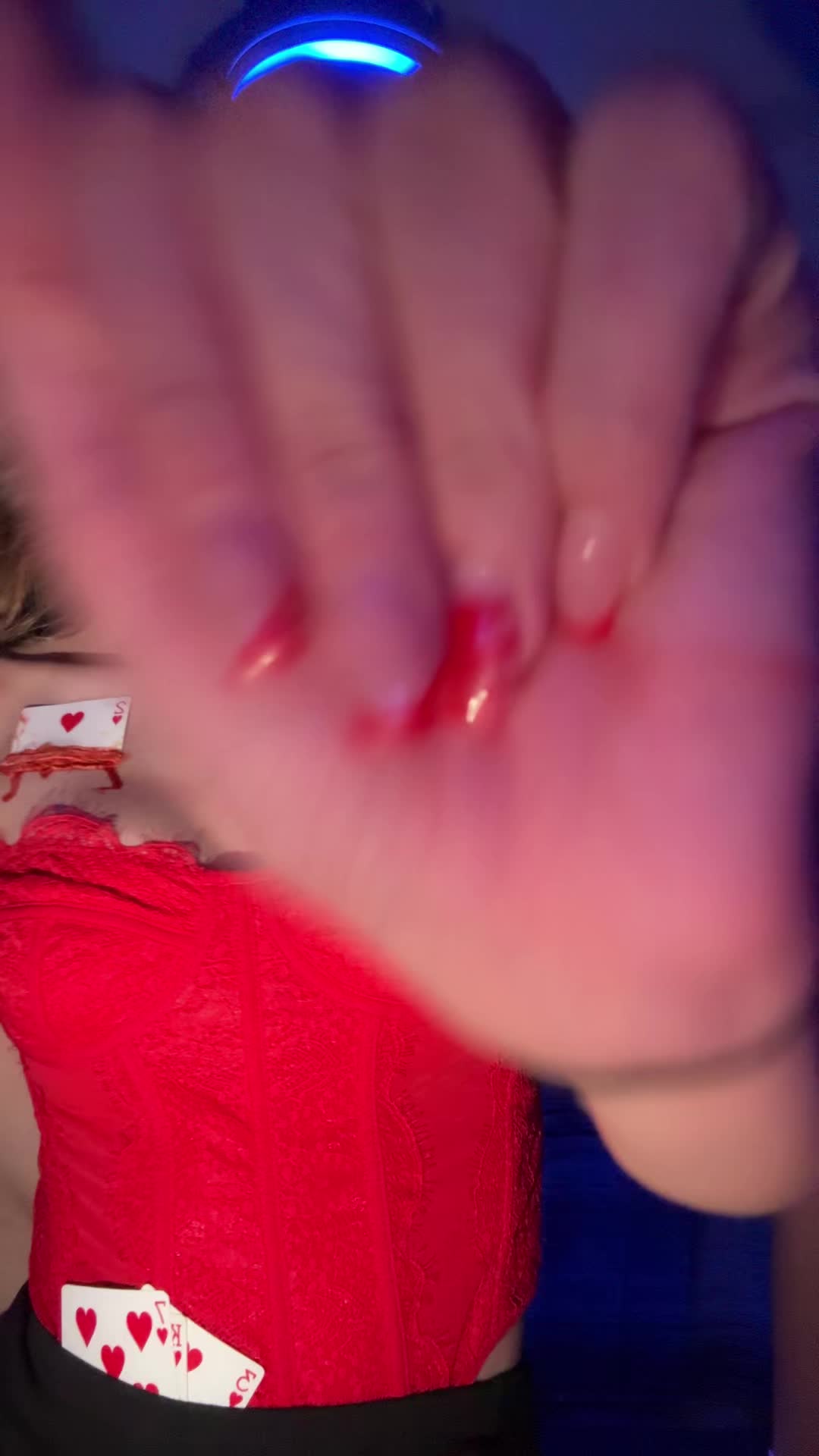 @weezey <33