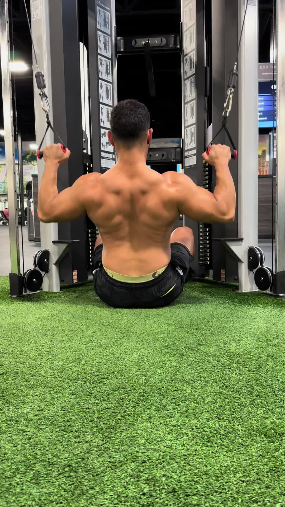 @izhai hernandez