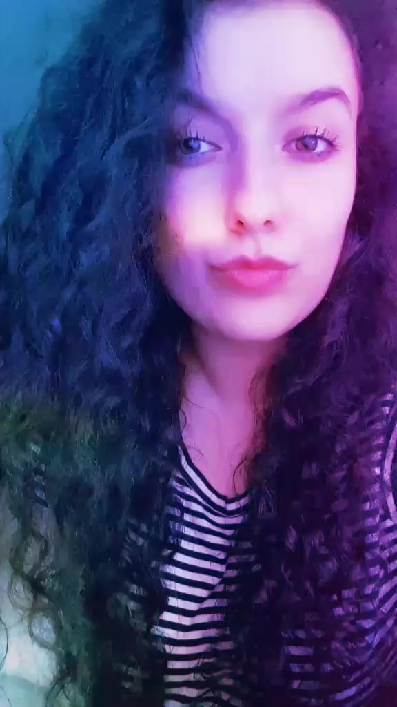 @göçmen kızı