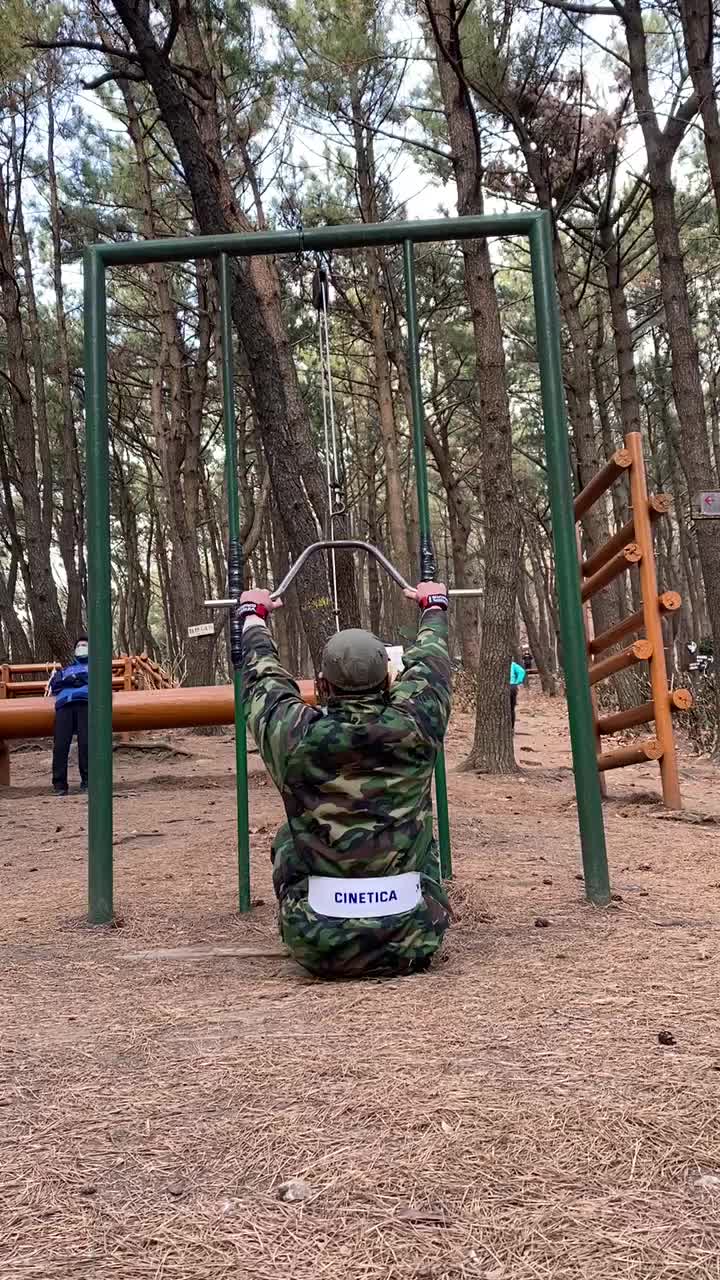 @강창현