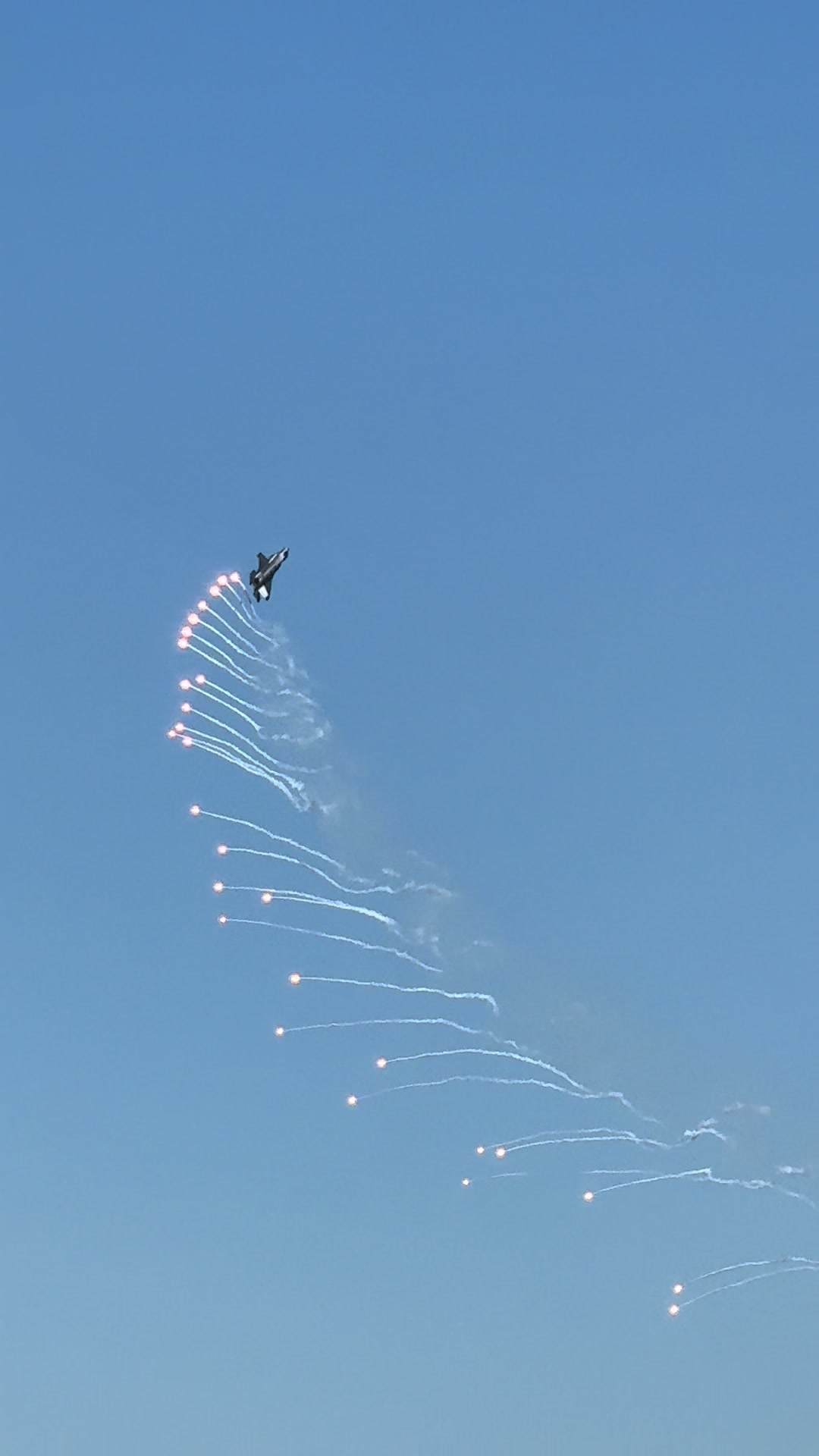 @Airshow Announcer Brittany