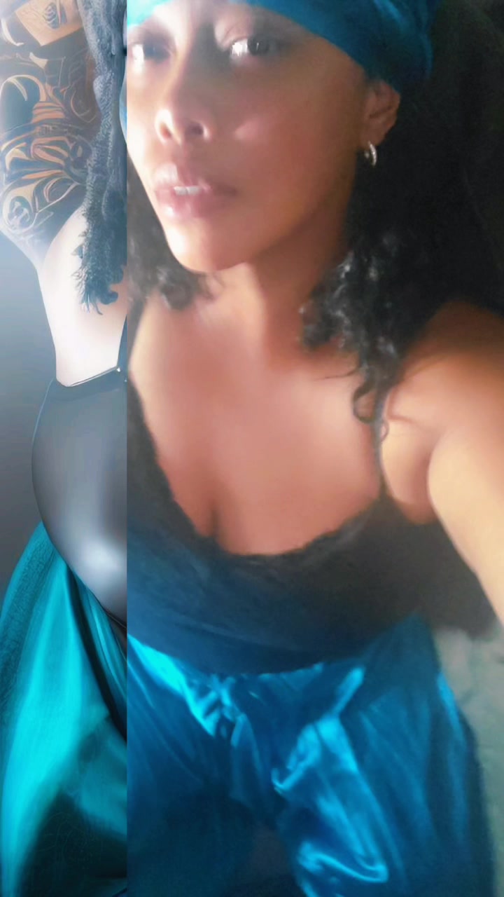 @๐๐ข๐ฏ๐ฐ๐ข๐ฐ ๐ฌ๐ฃ ๐๐ช๐ซ๐ฆ