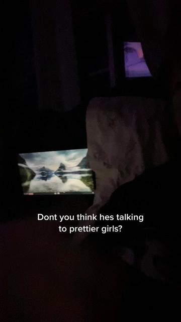 @Emily😻