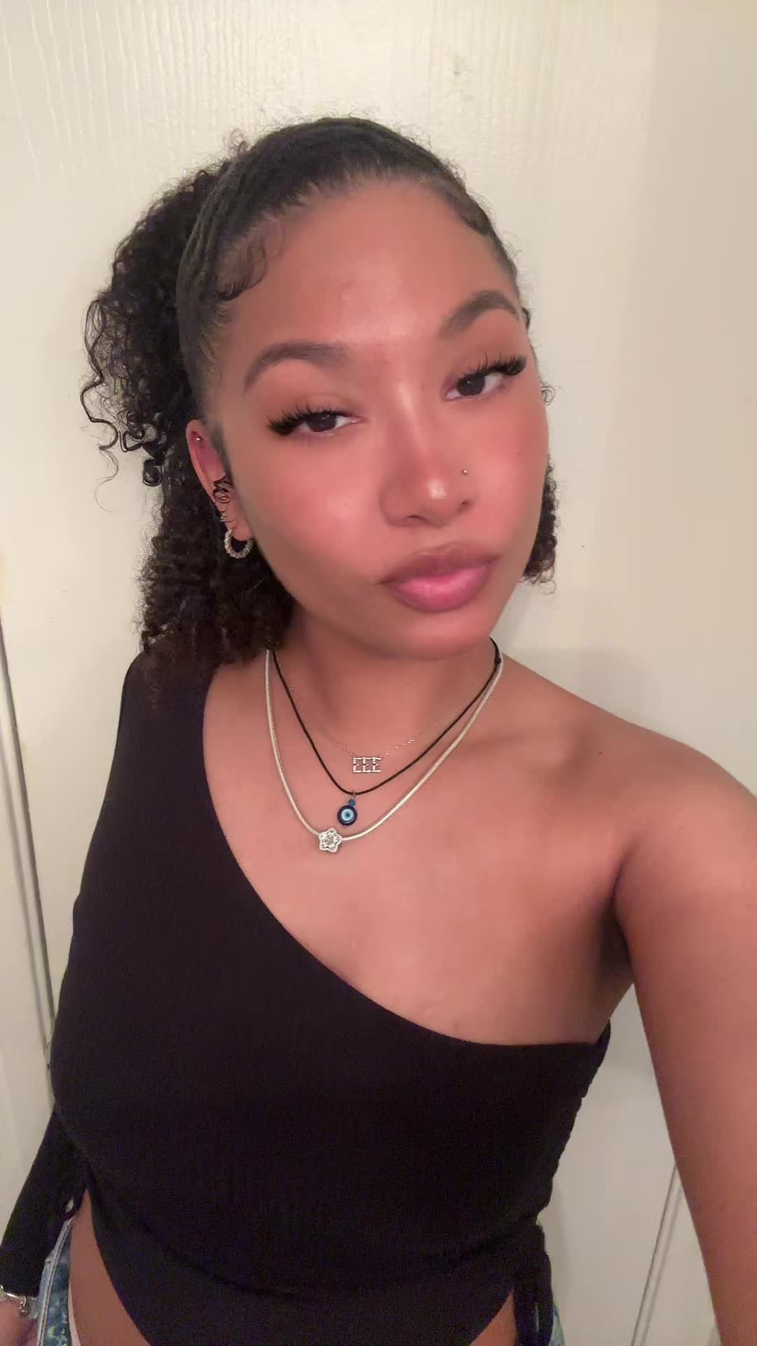 @Ni🤎