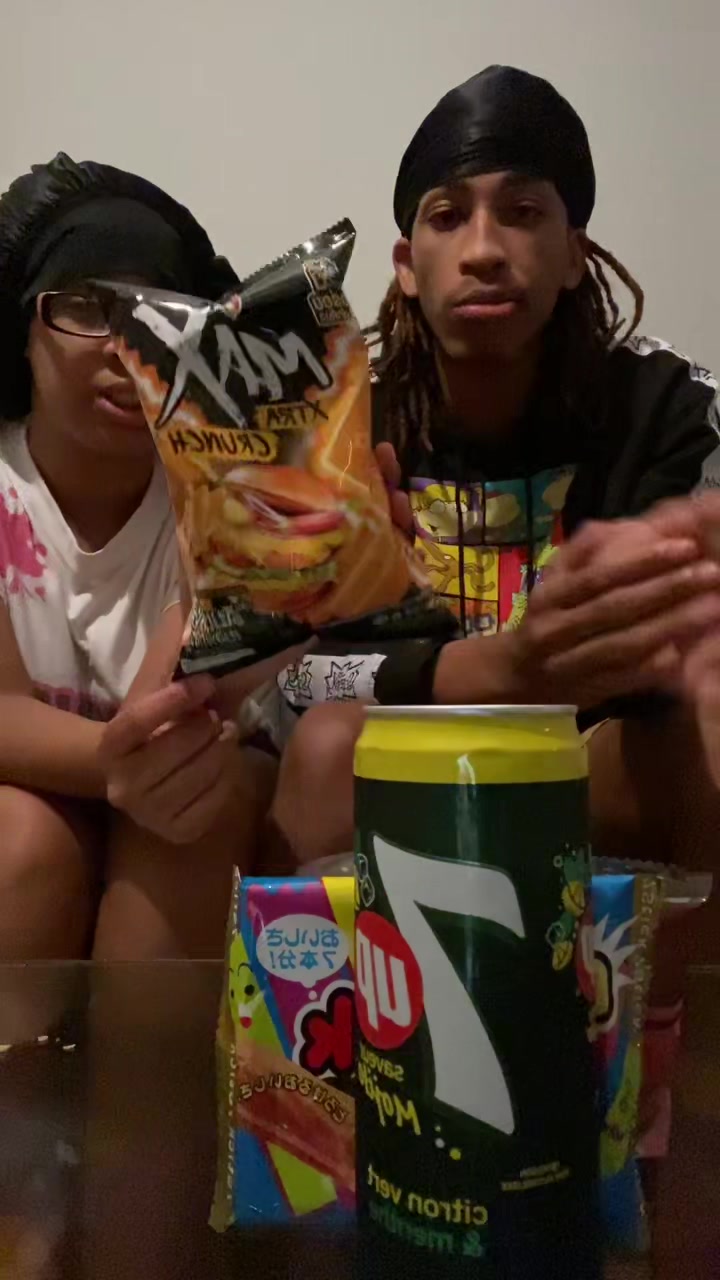 @R2LJai04
