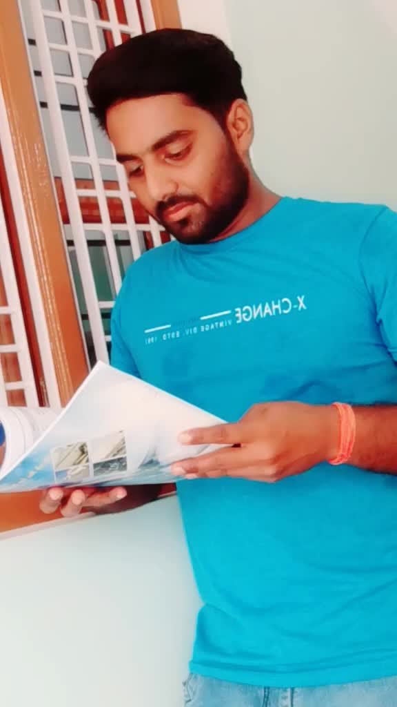 @⛈️☔Neeraj Yadav🌦️☔