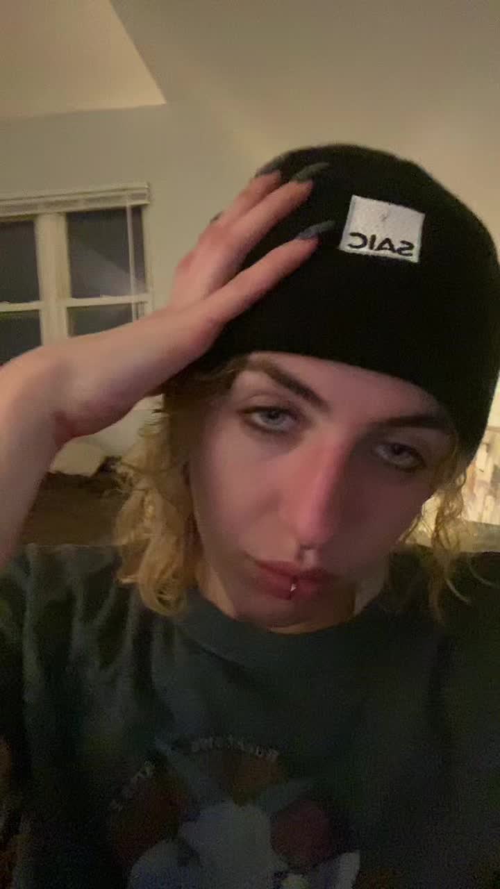 @UR MOM!!!!
