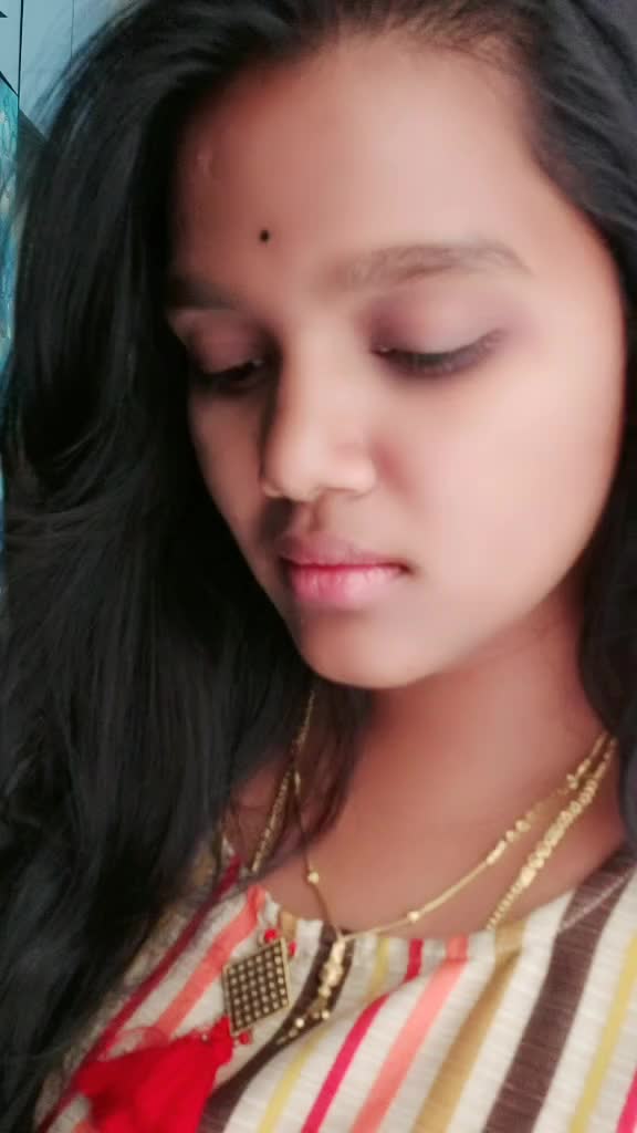 @MOUNIKA😁😁