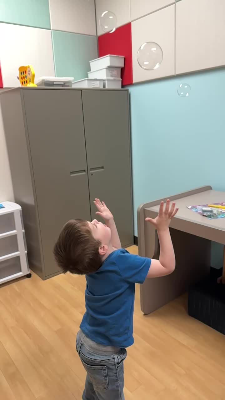 @twinstantfamily