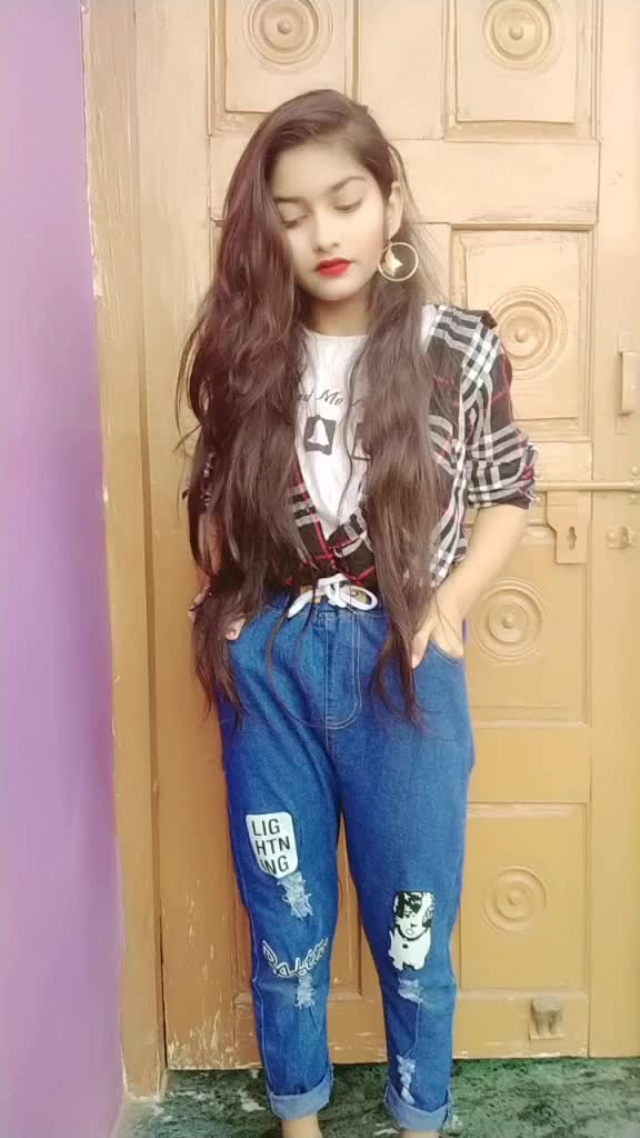 @Pretty Sisters😍🥰😋