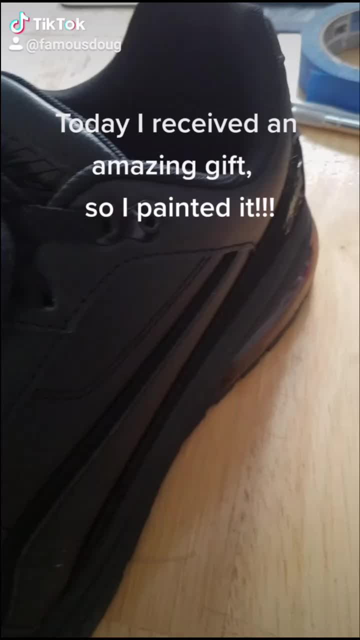 @FamousDoug