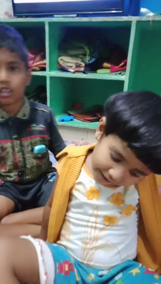 @tamilizhinitamil