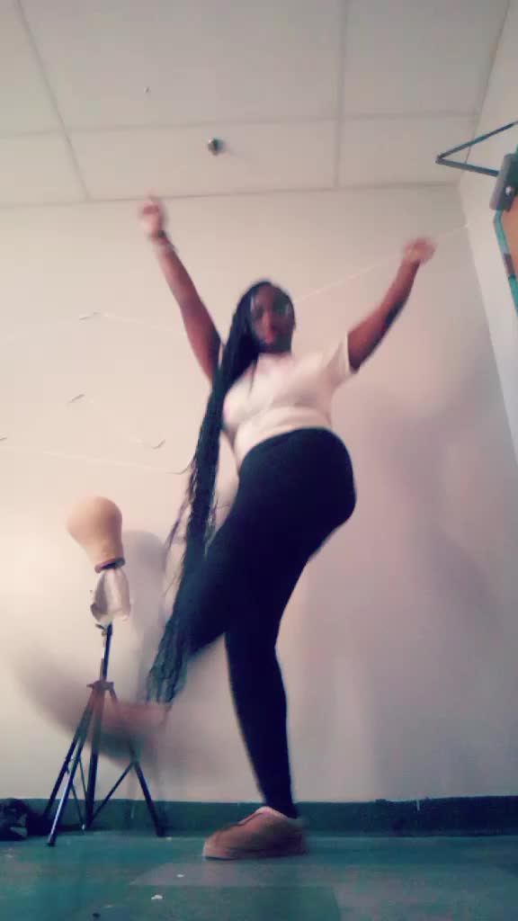 @zaniyah_flower
