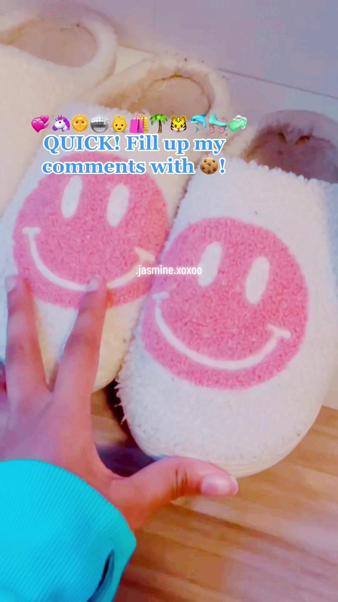 @โ
๐๐๐ ๐ชฉ๐๐ฌ๐ด