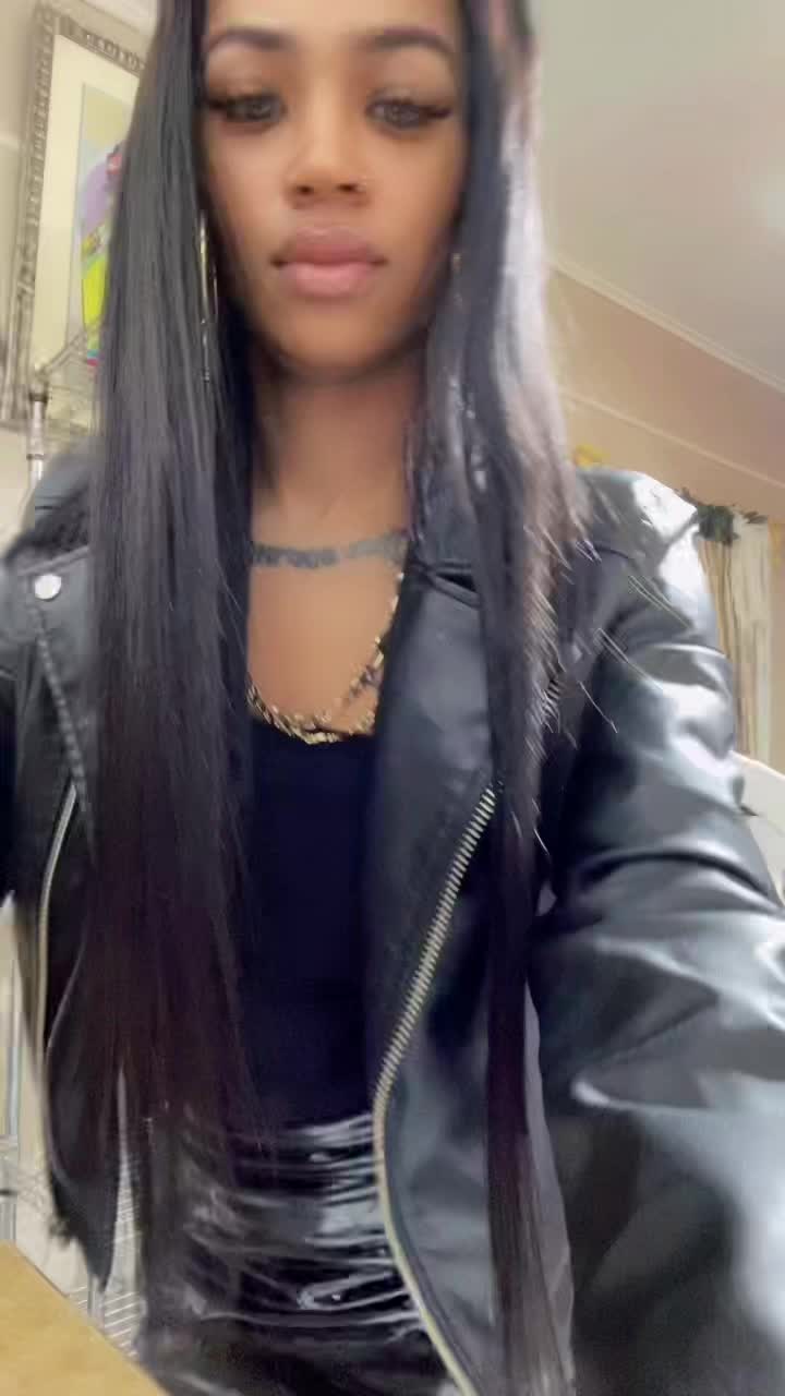@Keepingupwith_Cynthia🌹