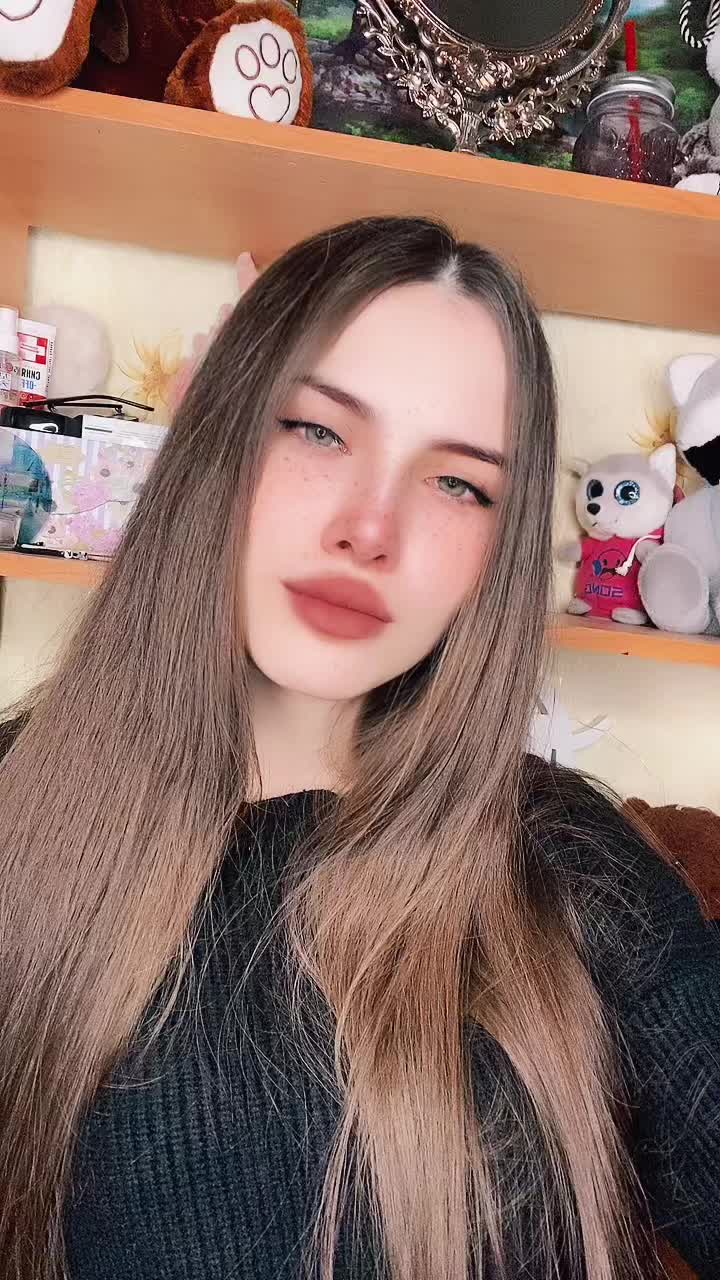 @Vikllloria🧸