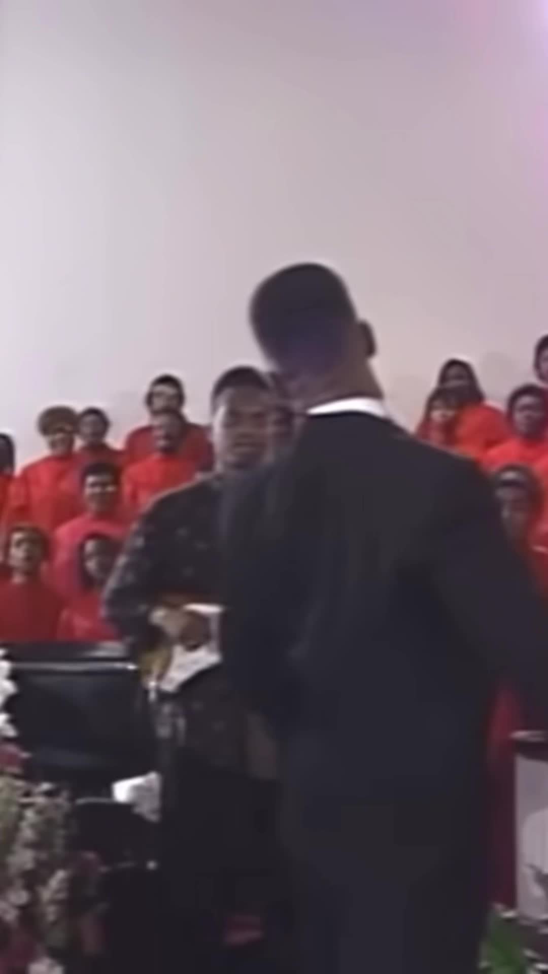 @everyminuteofpraise