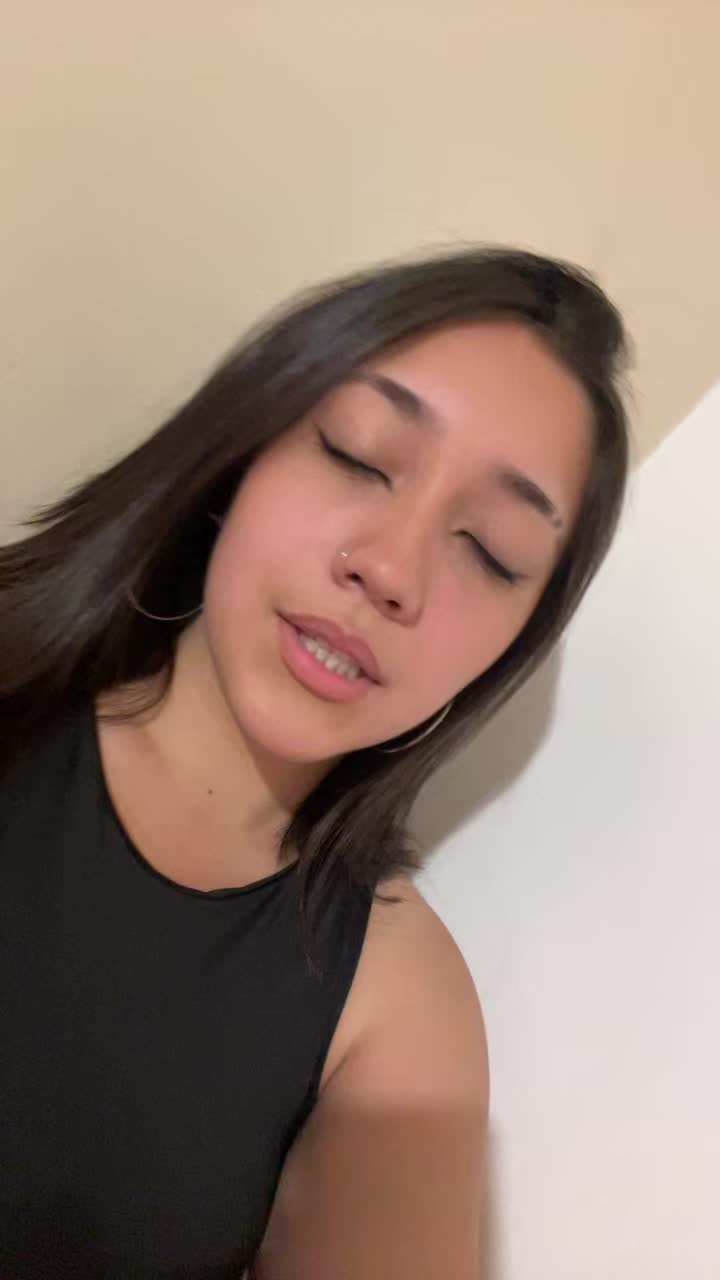 @Valentina