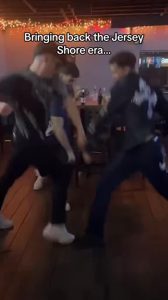 @Shufflone