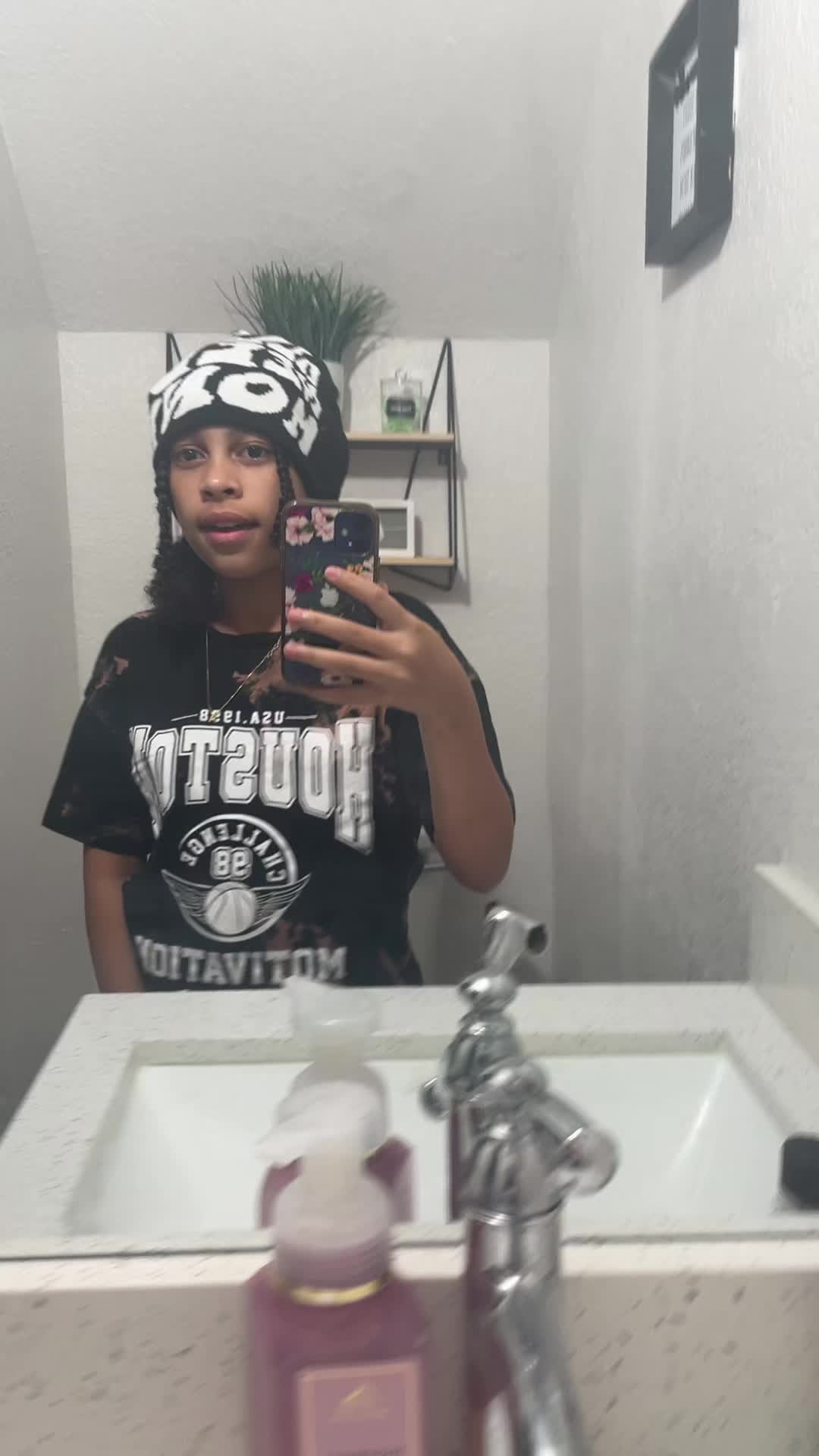 @⚜️