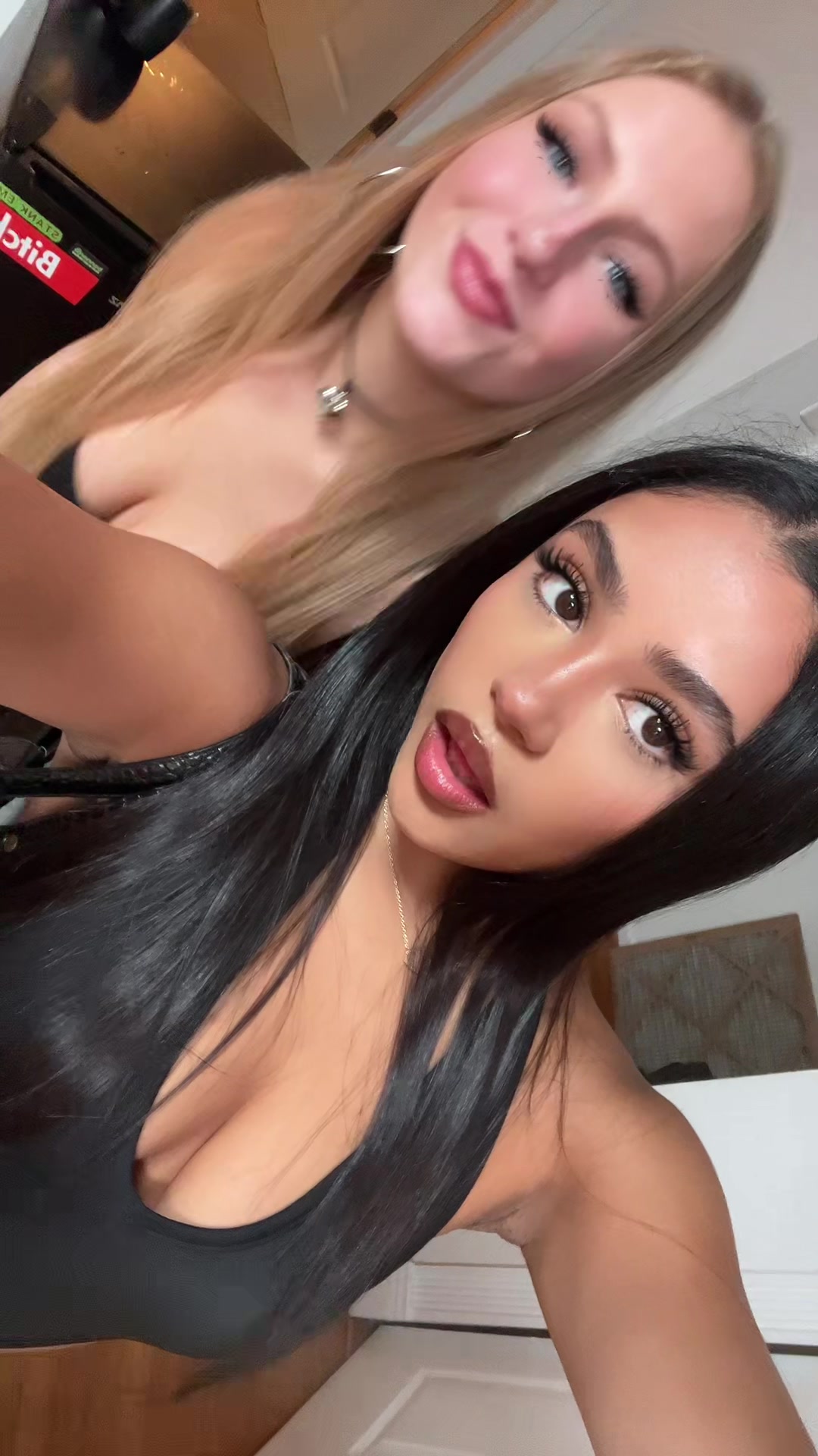 @Azelia