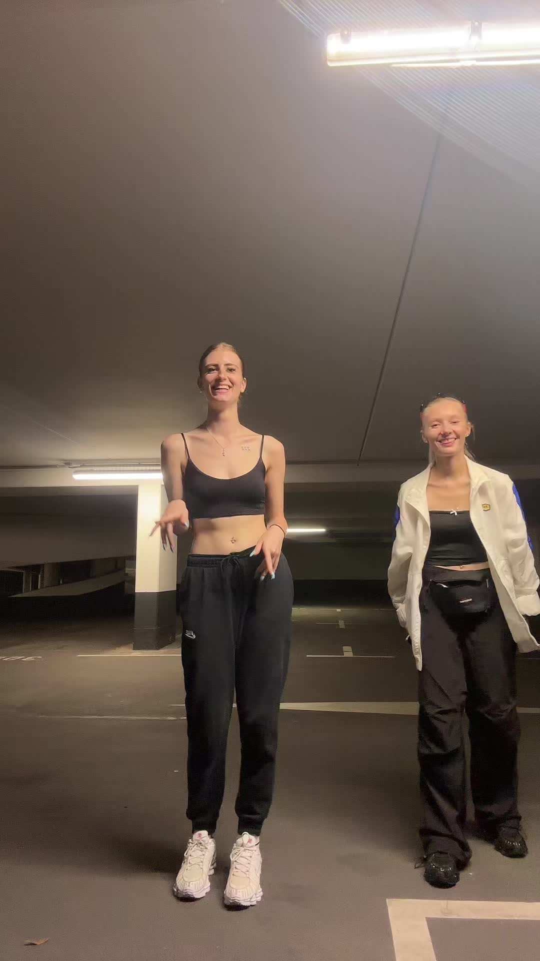 @𝒸𝒽𝒶𝓎𝑒𝓃𝓃𝑒🌟🕺