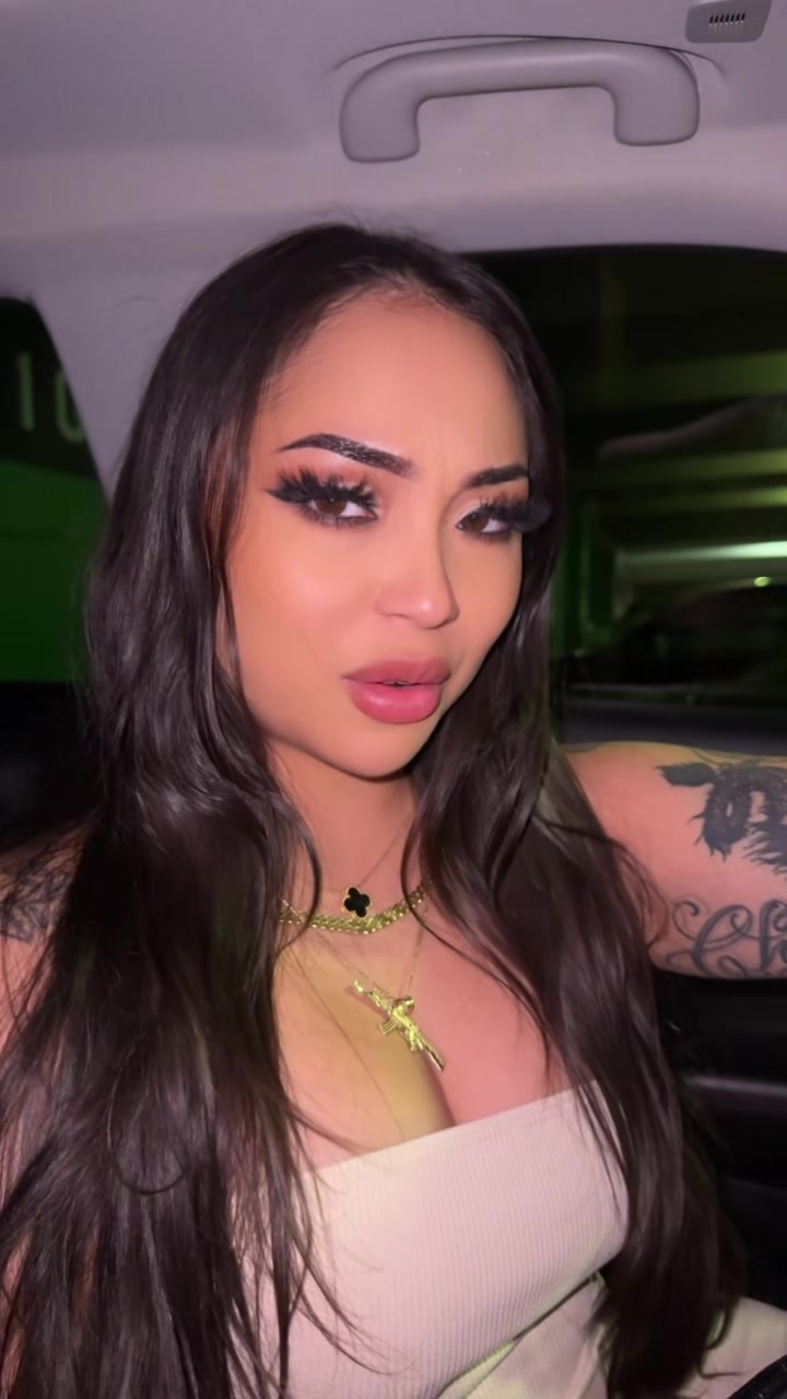 @Nikki.