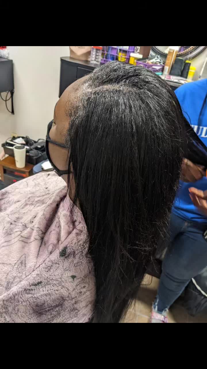 @African beauty of braiding