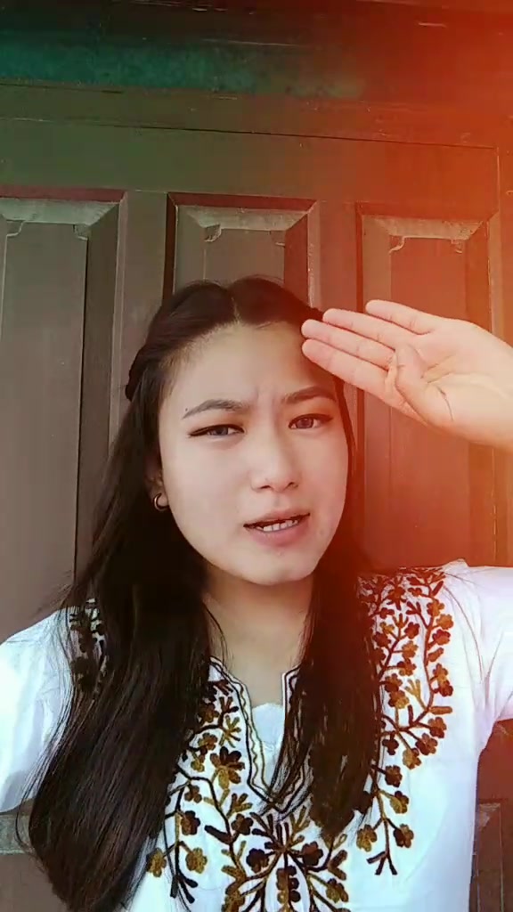 @Kavyaa_magar