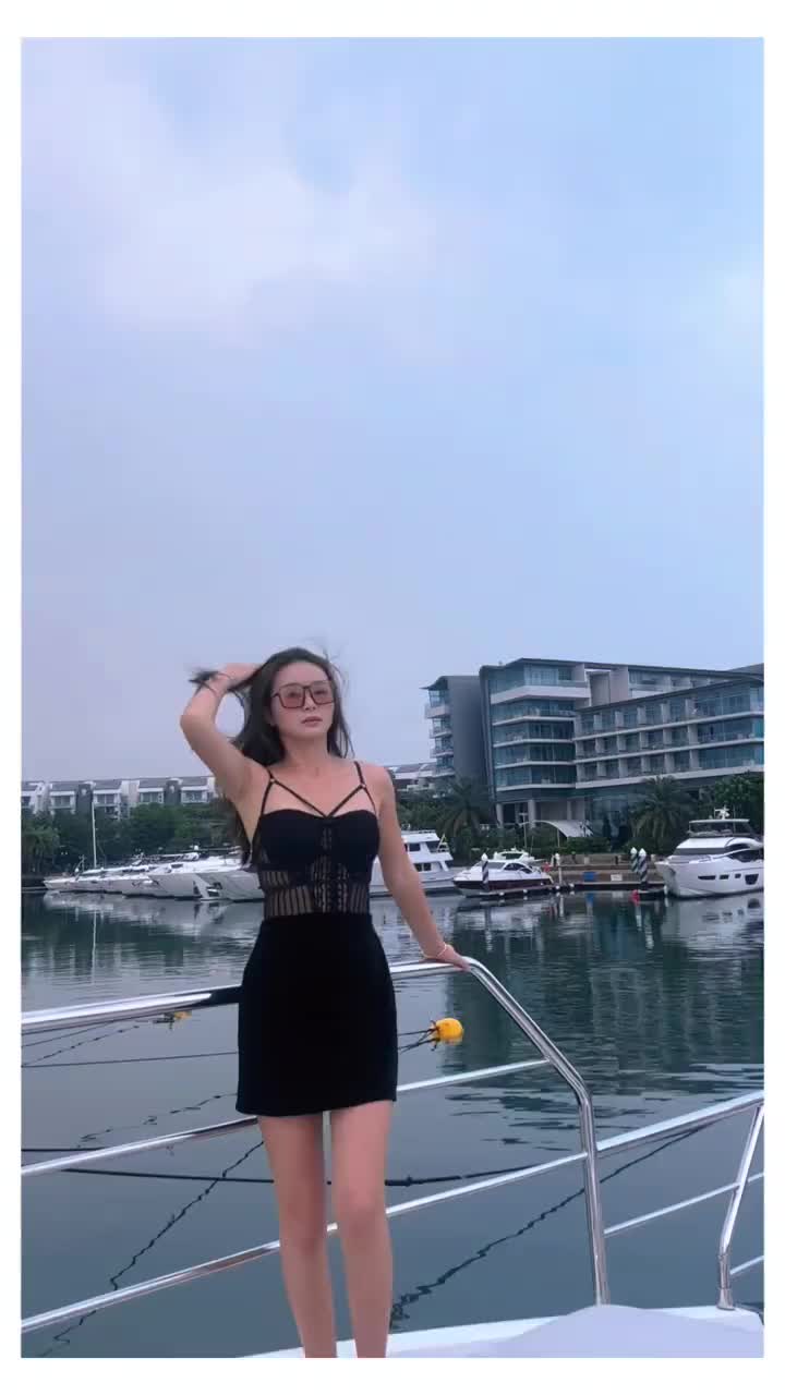 @迪士尼在逃公主👸🏻