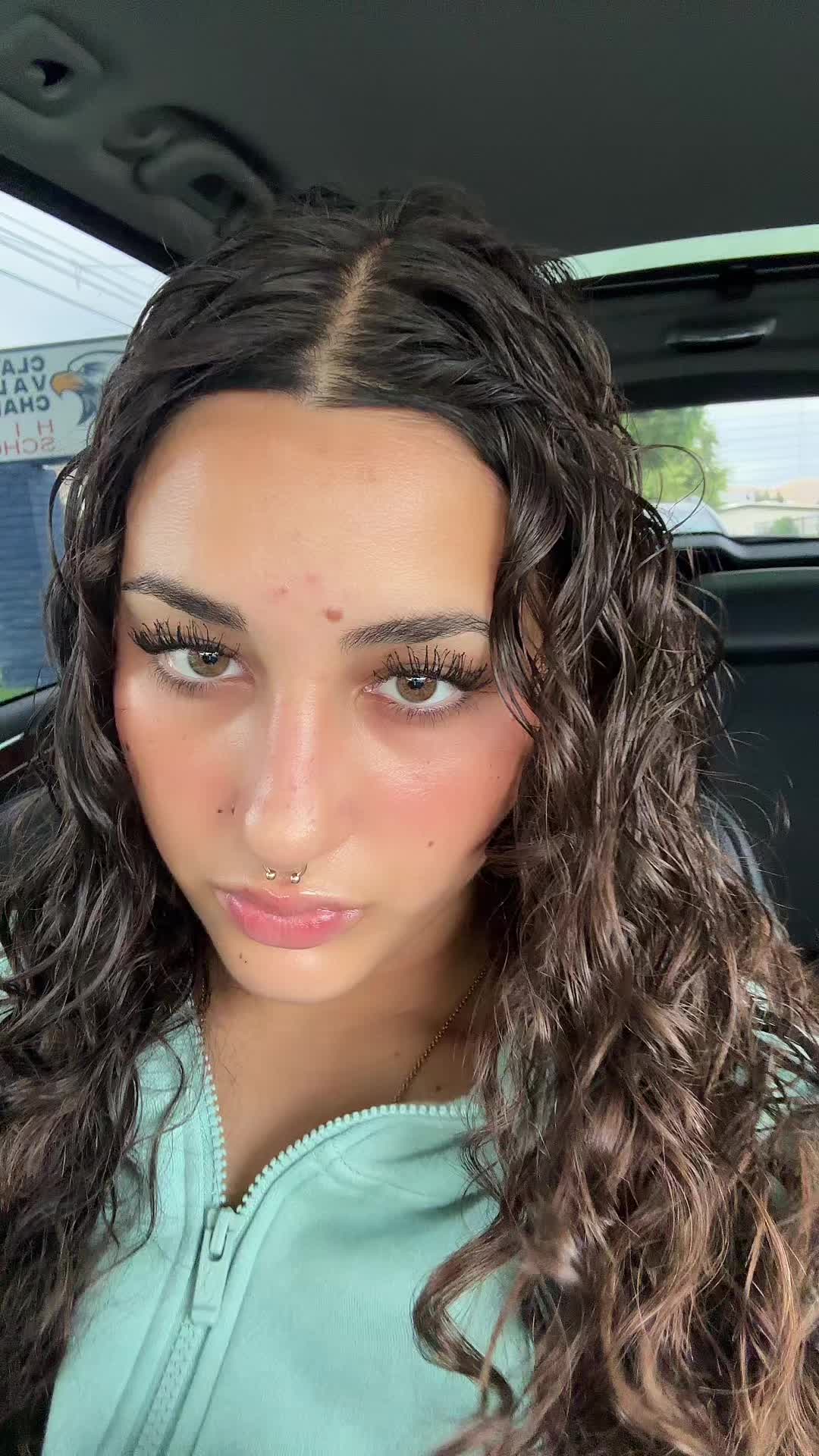 @Isa