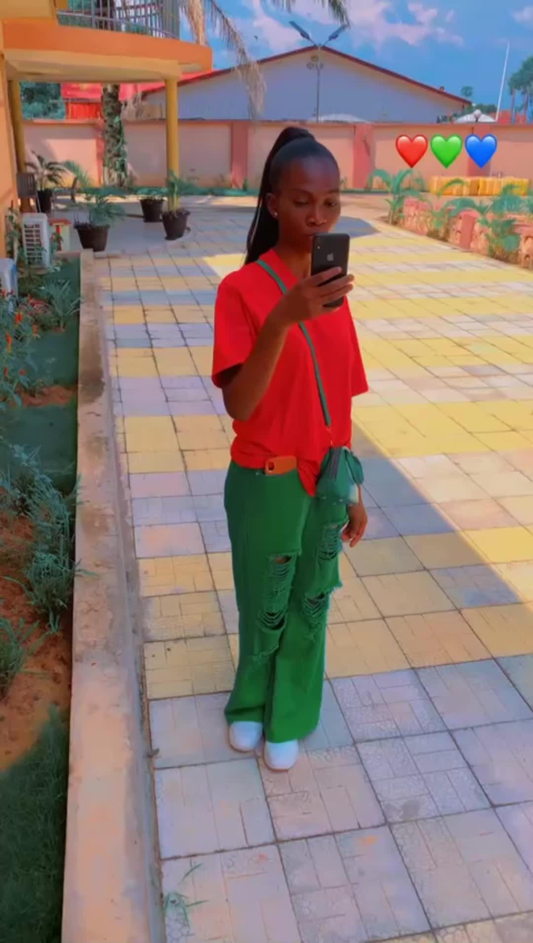 @frantiesca &hearts;️bula-bula
