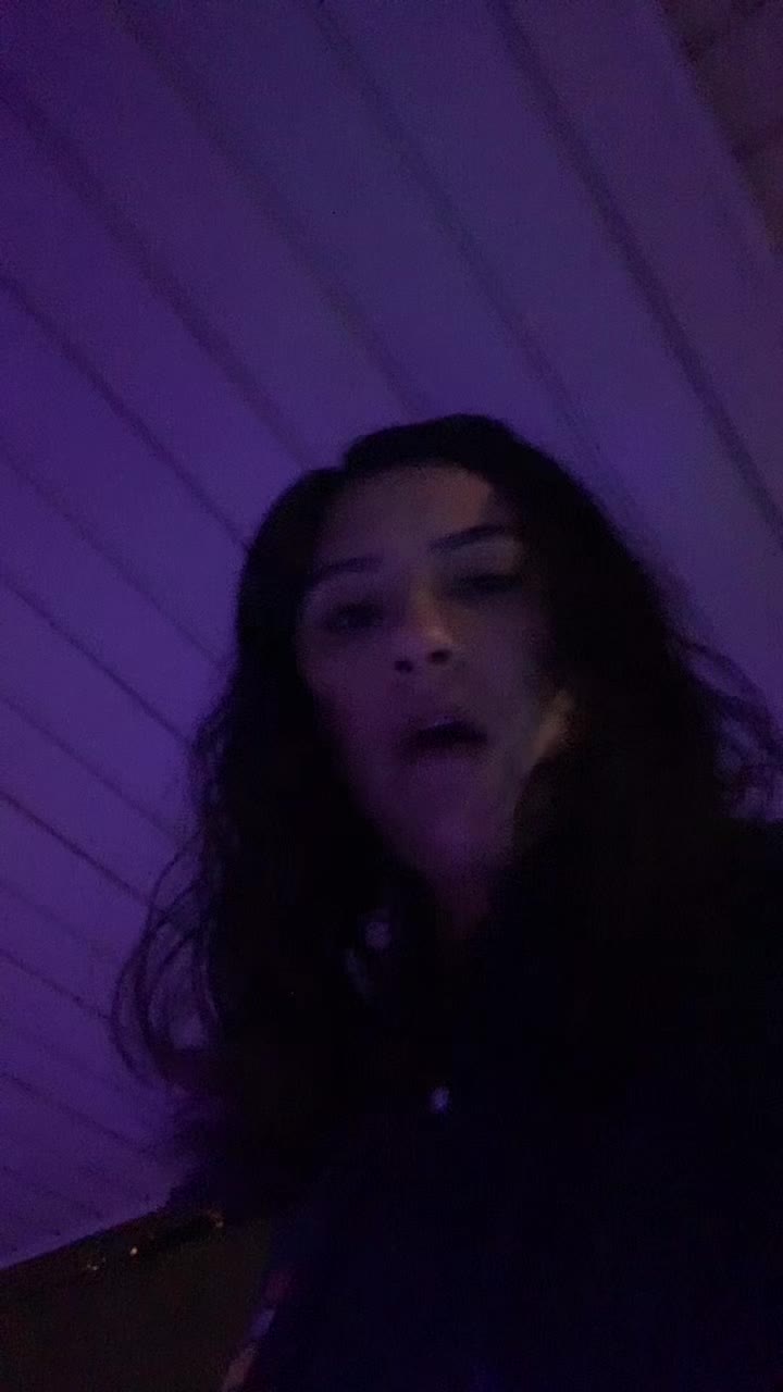 @Ava