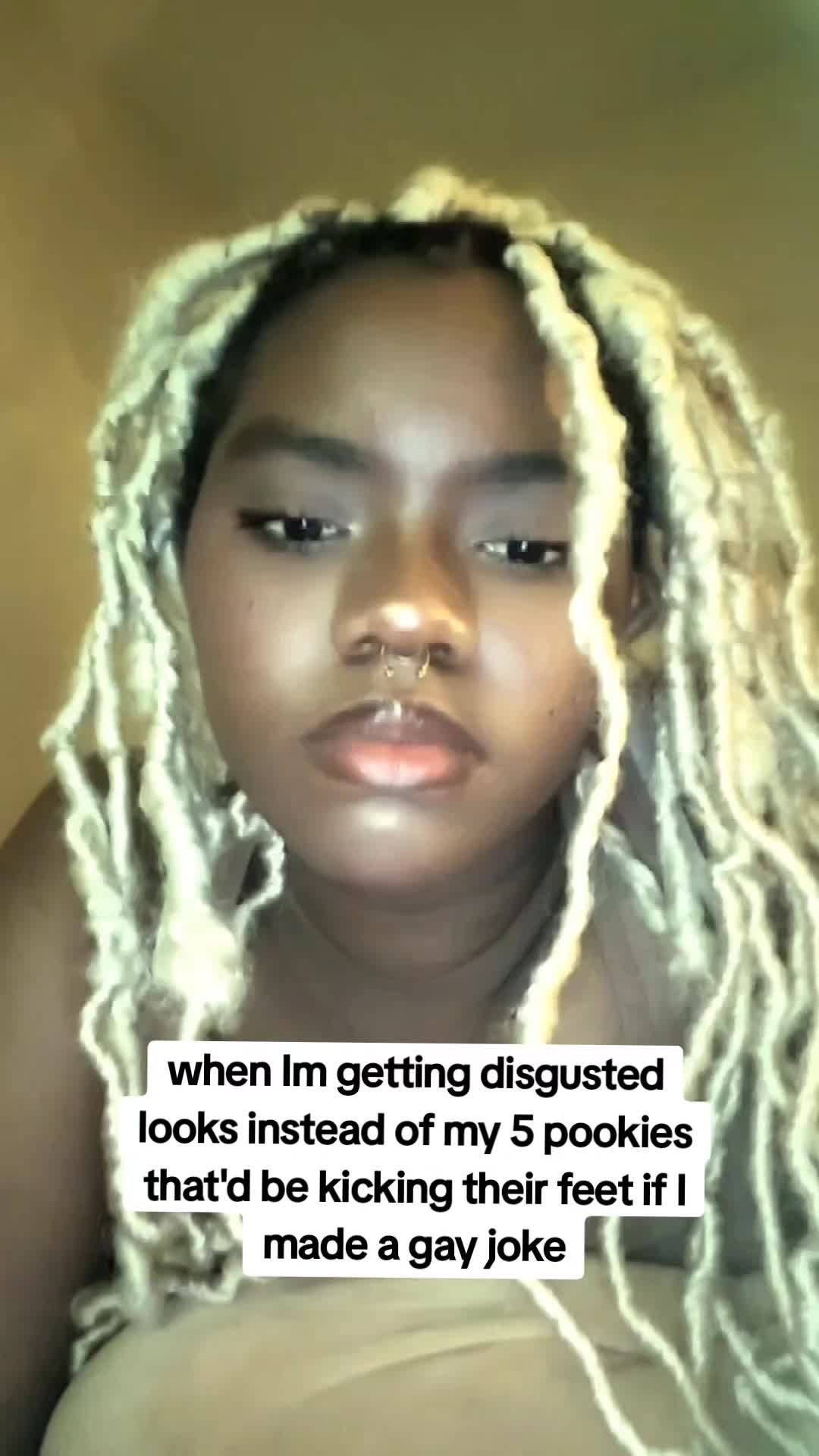 @NiNi