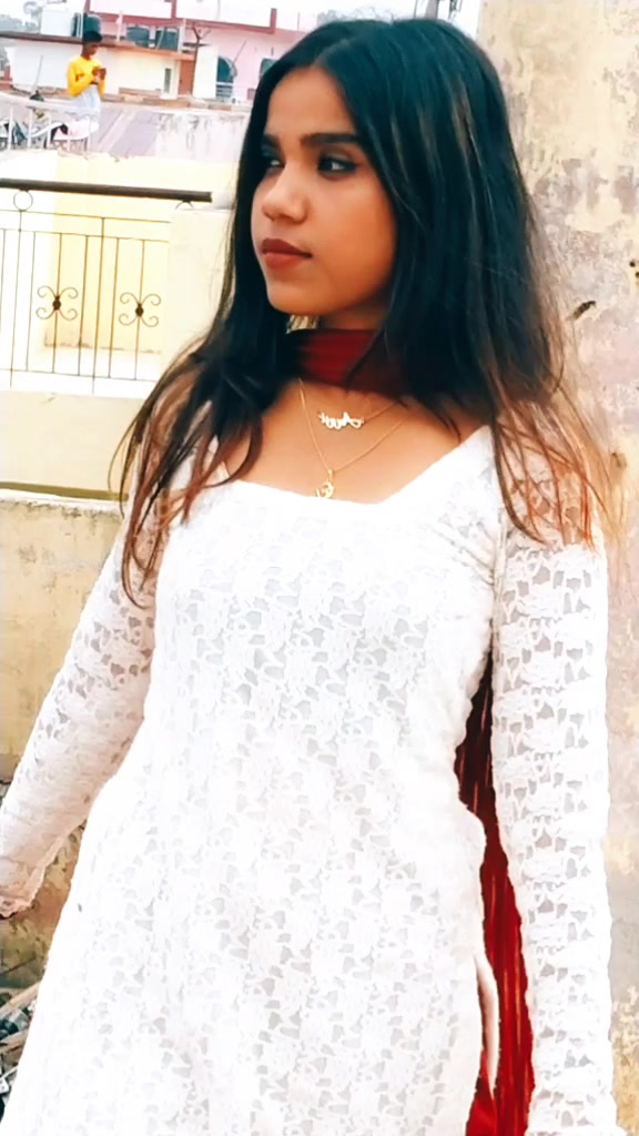 @Desi_queEn🦋🔥