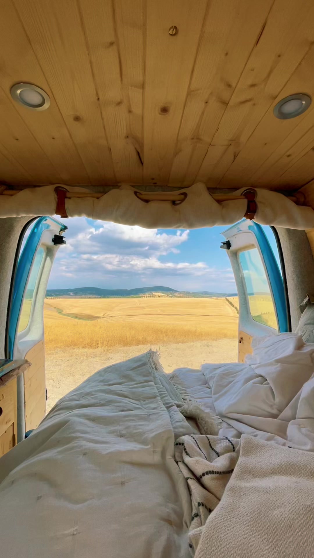 @Alice + Remi the van