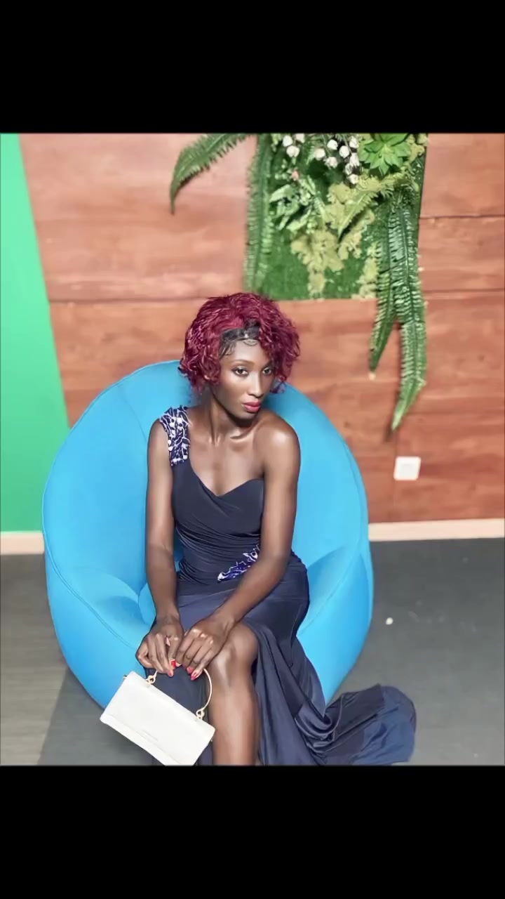 @Missblack🍫 🇨🇮