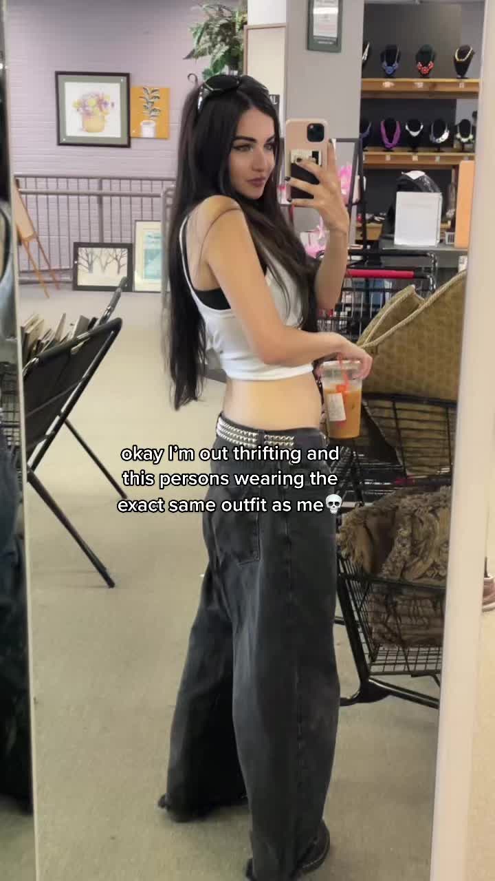 @โง๐ข๐๐๐ฏ๐ฆ๐ซ๐ ๐ข๐ฑ๐ฌ๐ฏ๐ช โง