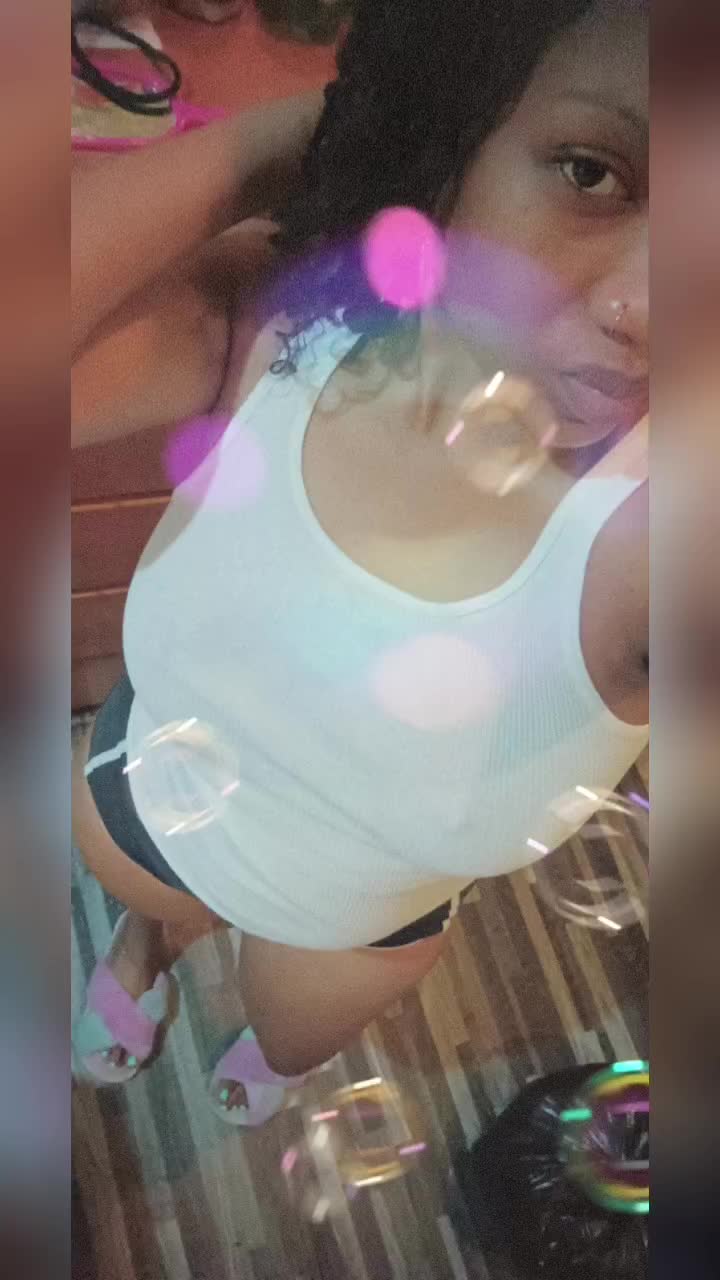 @Chelseechels
