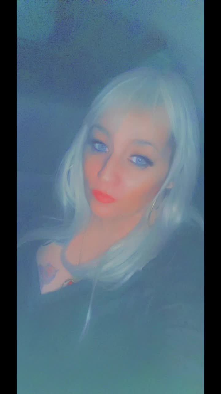 @Blondine
