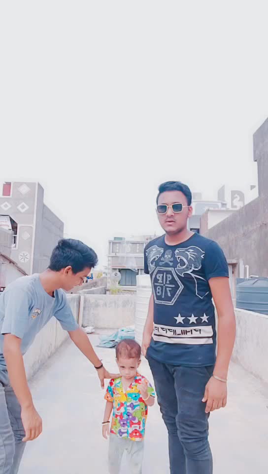 @_.Mr._.Ashu._