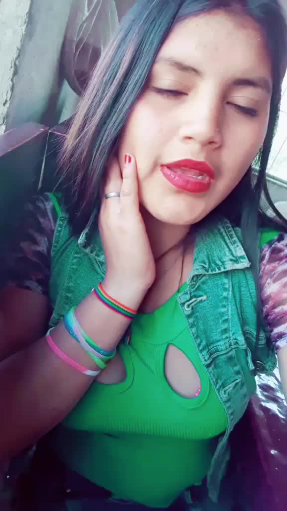 @Chochita💜🍁😊