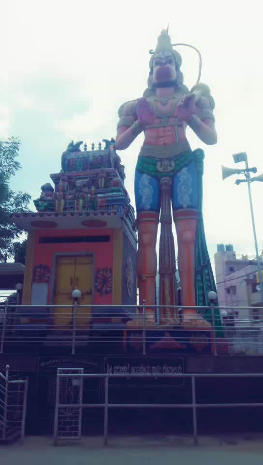 @DHANVEERH GOWDA  😗