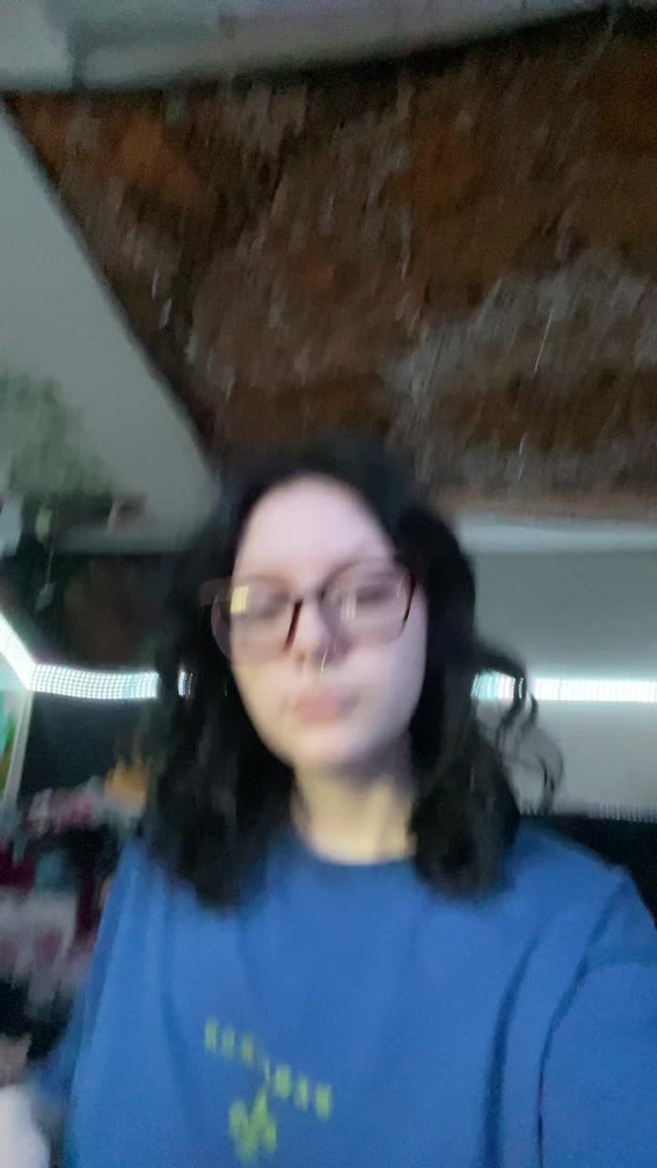 @teaganseniuk